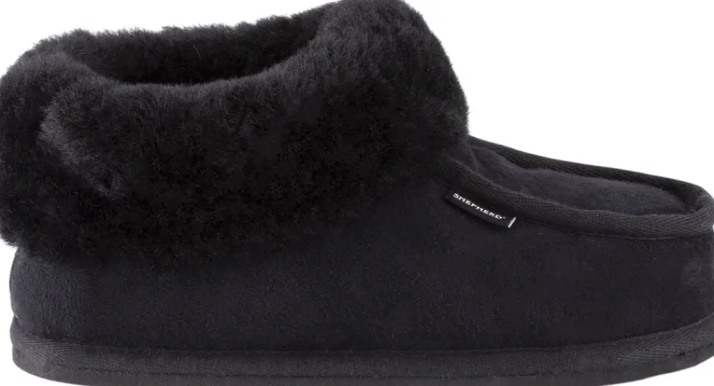 Dame Shepherd of Sweden LENA