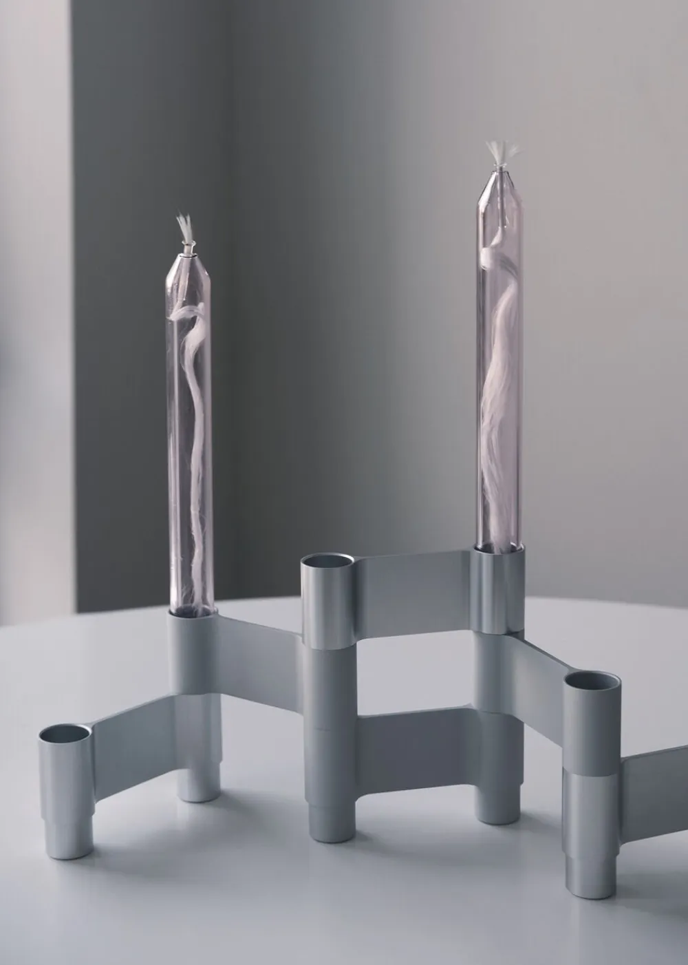 LINK, CANDLE HOLDER, POLISHED ALUMINIUM, 11060P>Studio About Hot
