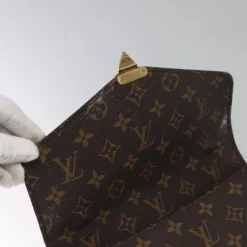 Louis Vuitton Pochette Métis><noscript><img width=
