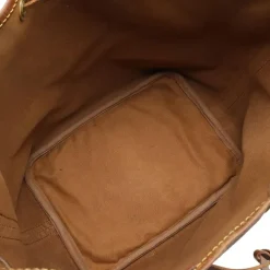 Dame Louis Vuitton Vintage Louis Vuitton Shoulder Bags