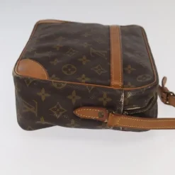 Louis Vuitton Trocadero><noscript><img width=