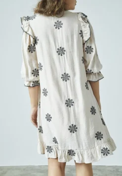 love 1235-1><noscript><img width=