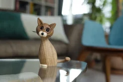 Lucky><noscript><img width=