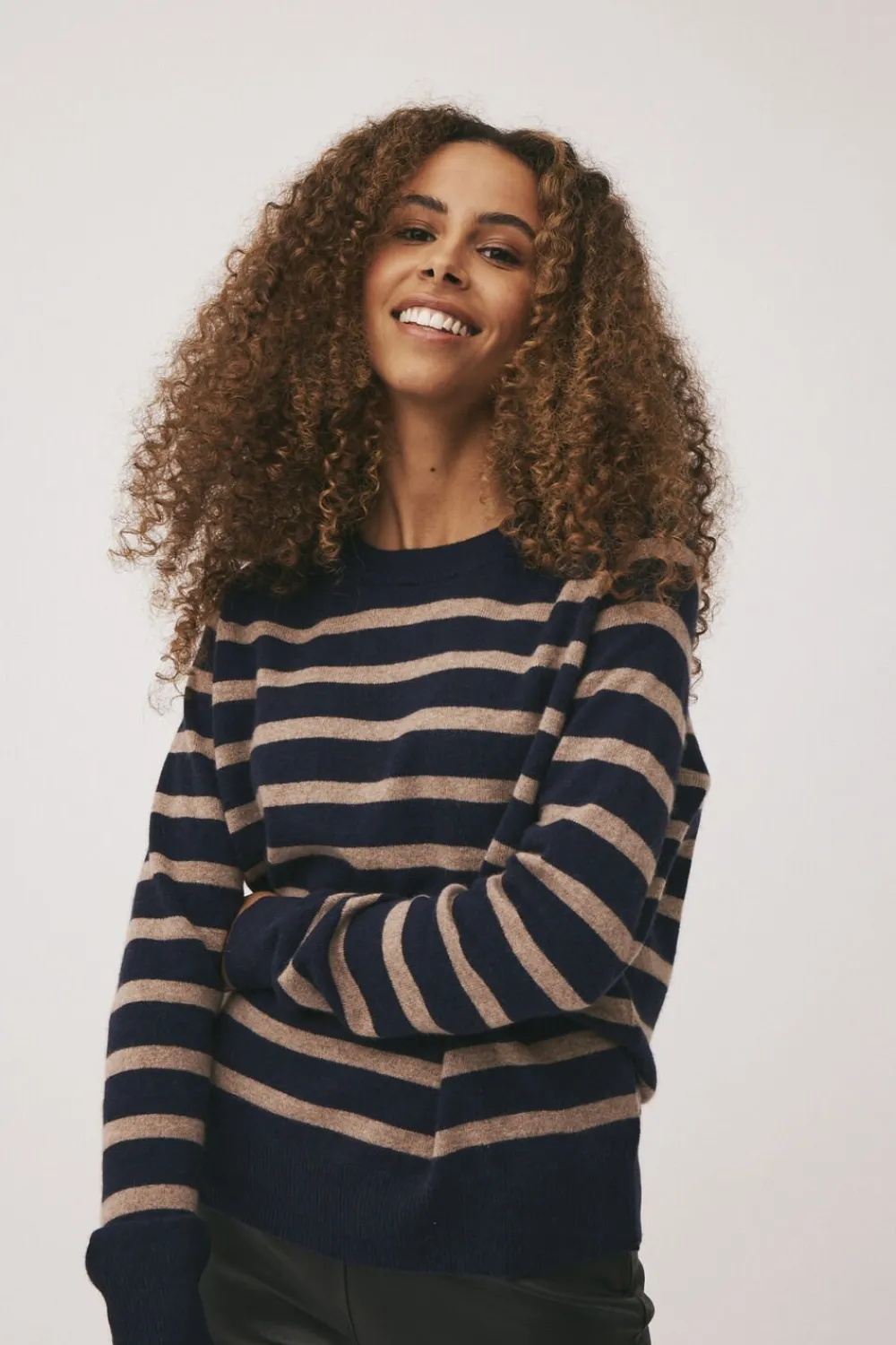 Magasin du Nord Collection Mabel 2 - 100% Cashmere Sand / navy stripe Discount