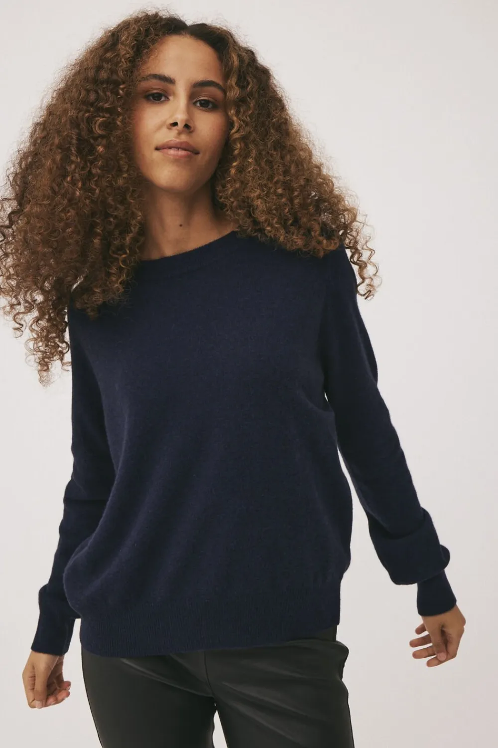 Magasin du Nord Collection Mabel 2 - 100% Cashmere Navy