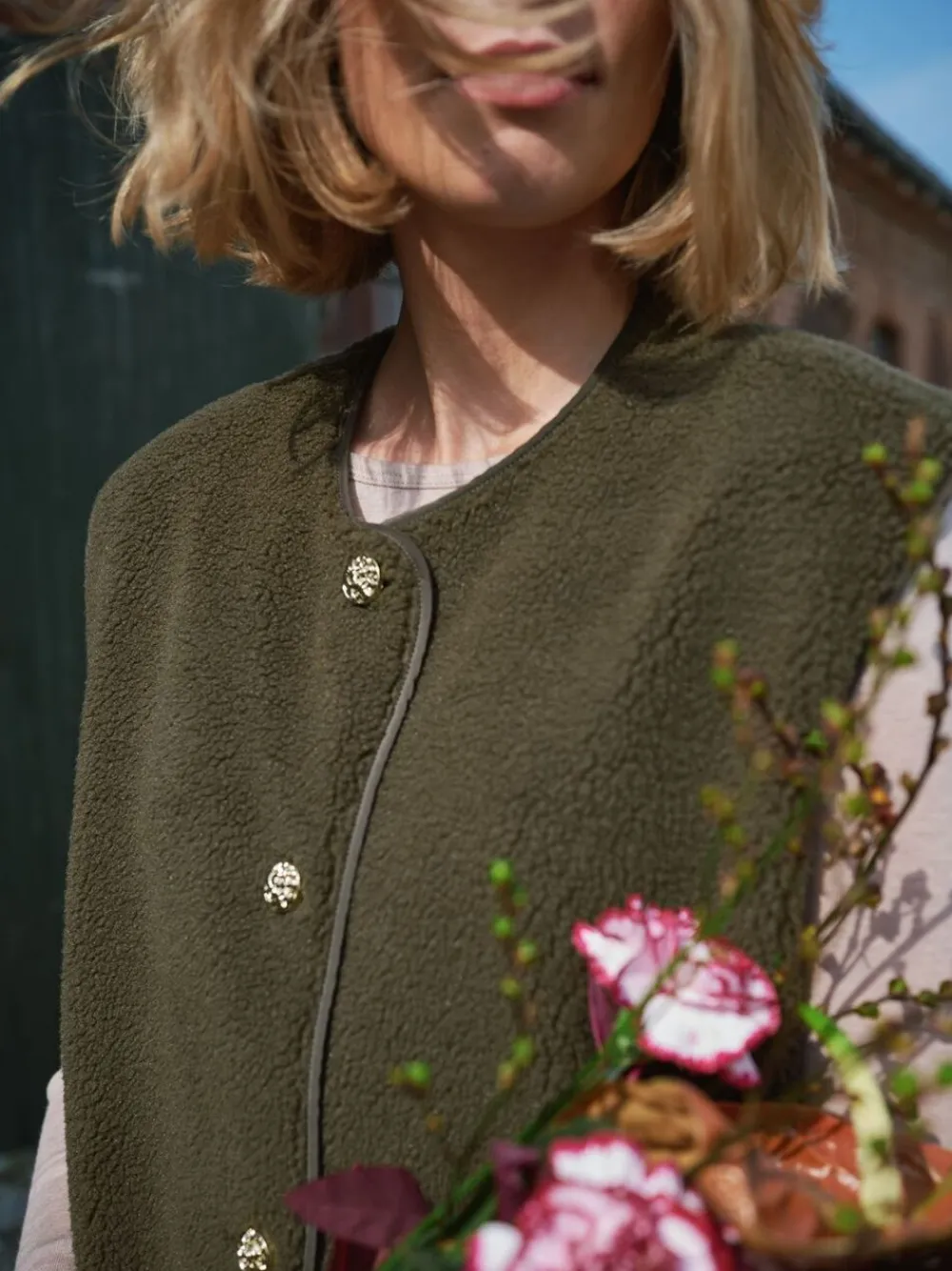 Mariko Teddy Vest>Neo Noir Sale