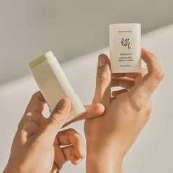 Matte Sun Stick : Mugwort + Camelia><noscript><img width=