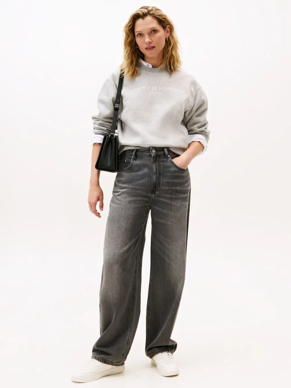 Dame Tommy Hilfiger MDRN REG CORP LOGO C-NK SWTSHRT