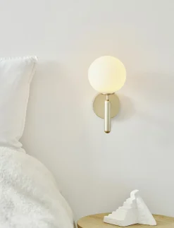 Nuura Miira Wall, brass / opal