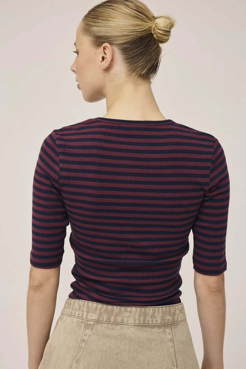 Dame Magasin du Nord Collection Milla 23 Short sleeve top - 100% Organic Cotton GOTS