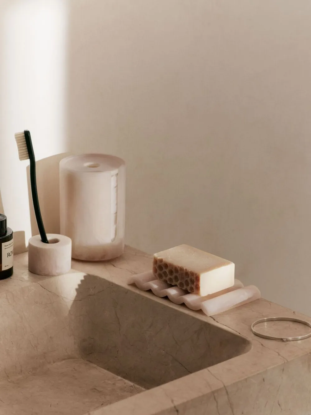 Ferm Living Mist Soap Dish - Pearl