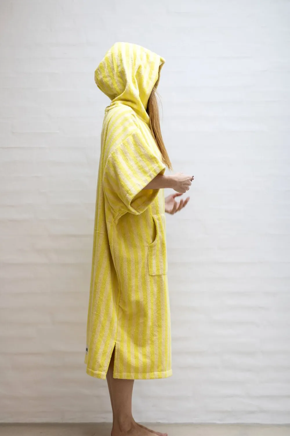 Naram Poncho - pristine & neon yellow>Bongusta
