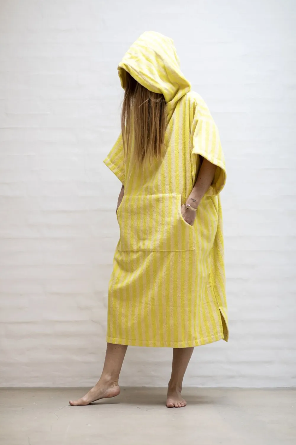 Naram Poncho - pristine & neon yellow>Bongusta