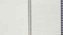 Notem NELA Notebook med spiralryg - Stor, Bordeaux og blå Hot