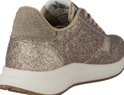 Nicoline Glitter><noscript><img width=