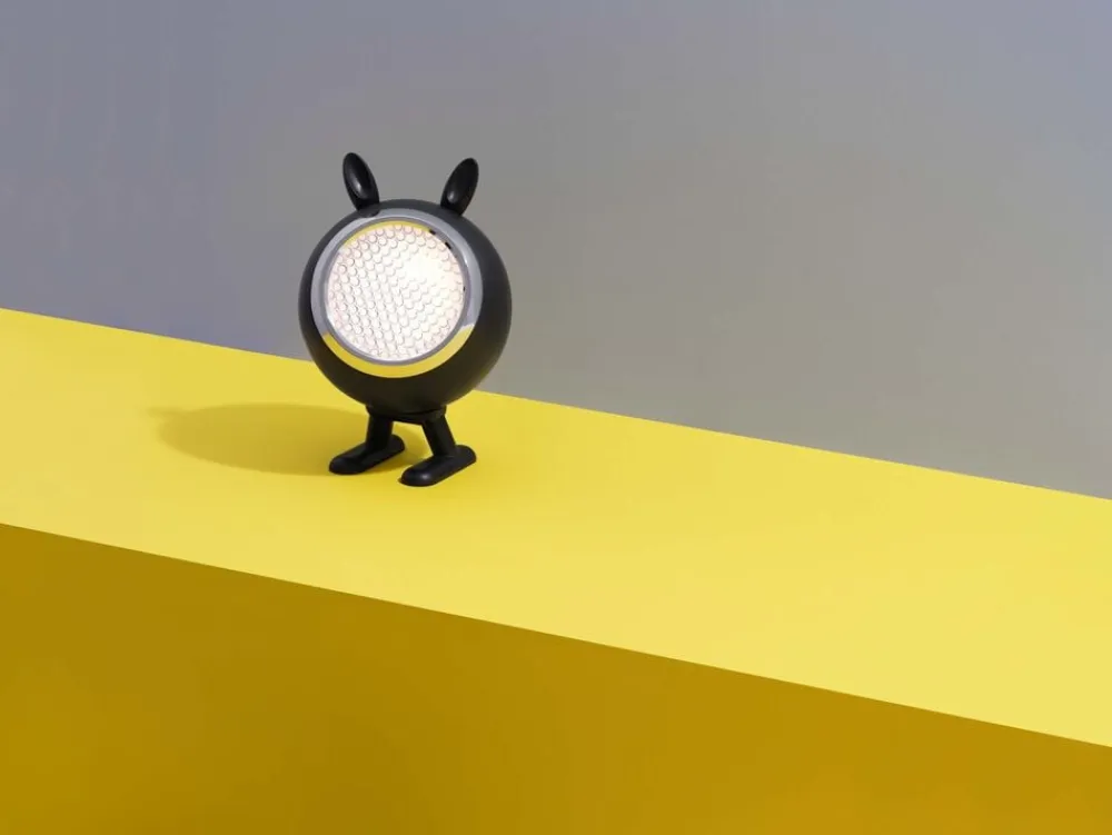 Mr. Wattson Norbitt, Ear, Black, 1,4x2,5 cm