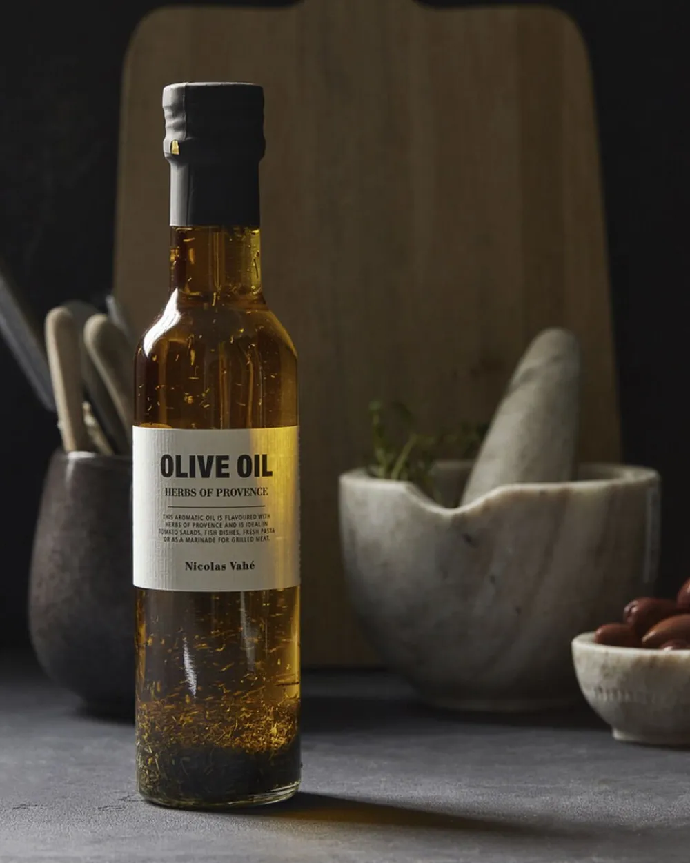 Olivenolie 99,5% med blandede krydderurter, 25 cl.>Nicolas Vahé Outlet