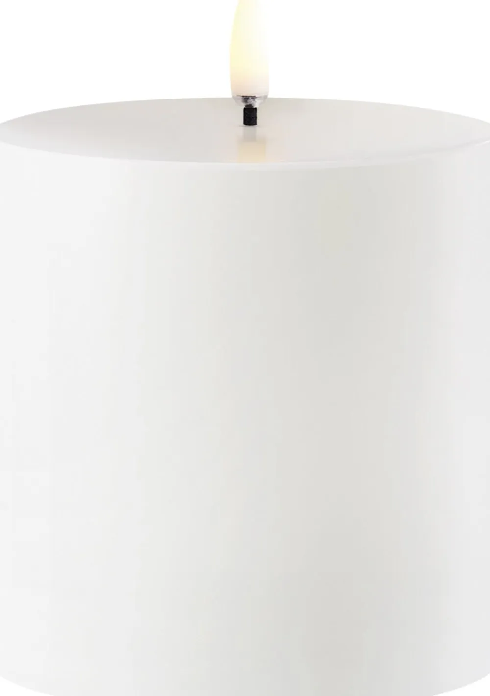 Uyuni Outdoor LED pillar candle, White, 8,4x10 cm