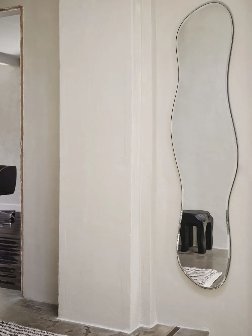 Ferm Living Pond Mirror - Full Size - Dark Chro