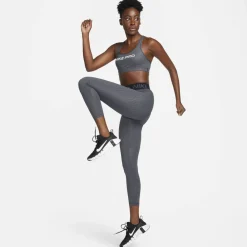 Pro Swoosh Light-Support non-padded sports bh><noscript><img width=