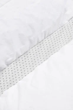 Relaxy SKYE Duvet, Medium 140x200 cm