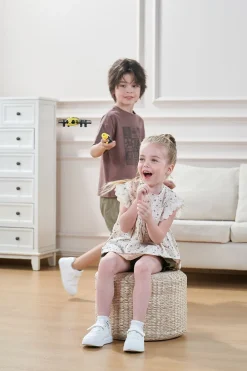 Børn Legetøj REVOLT Follow me Bee RC