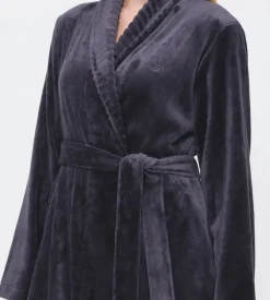 Robes Fleece Robe 01><noscript><img width=