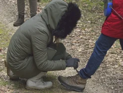 Nøgle & Hælebar Round lace Darkbrown Outlet