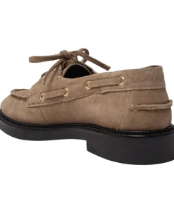 Dame Steve Madden Rummored