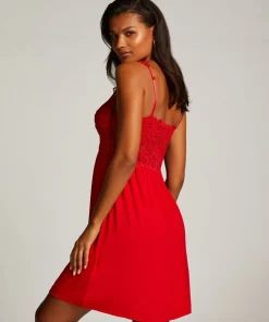 SD Nora Lace><noscript><img width=