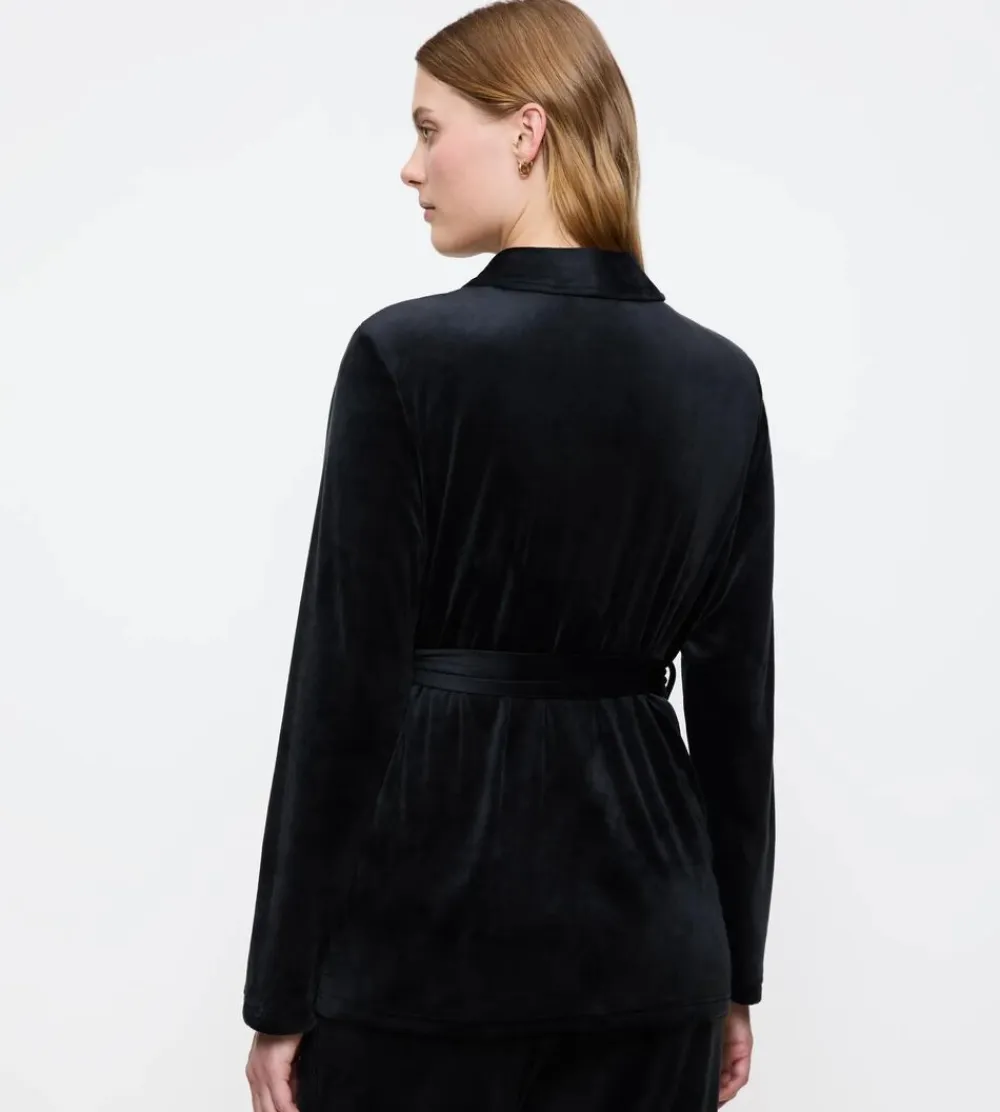 Dame Triumph Sensual Velour Robe Top 01