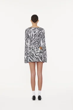 SEQUINS V-NECK TOP><noscript><img width=