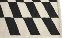 Hay Shift Kelim Rug-W140 x L200-Black