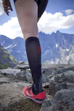 Liiteguard Shin-Tech Grip løbestrømper Sort