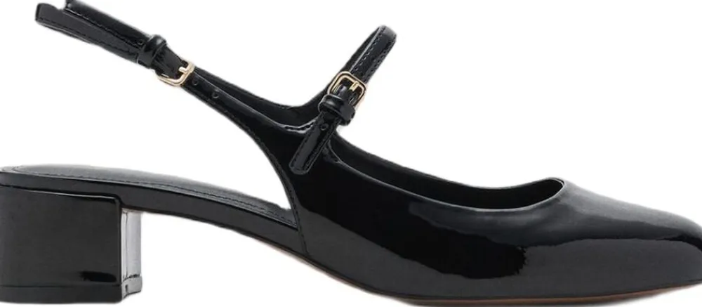 SHOES. -- ADA>MANGO Outlet