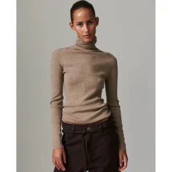 Sierra - Daily Elements><noscript><img width=