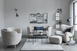 Silhouette print - 42X42><noscript><img width=