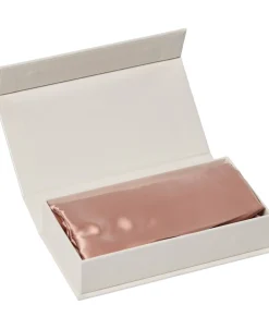 Magasin du Nord Collection Silke pudebetræk med lynlås, 100 % morbærsilke, 60x63 cm, rosa Hot