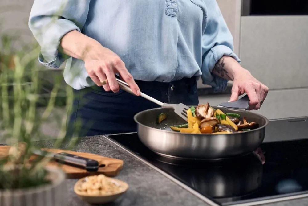 Zwilling Simplify Stegepande, 24 cm, 18/10 rustfrit stål, Keramisk be Best