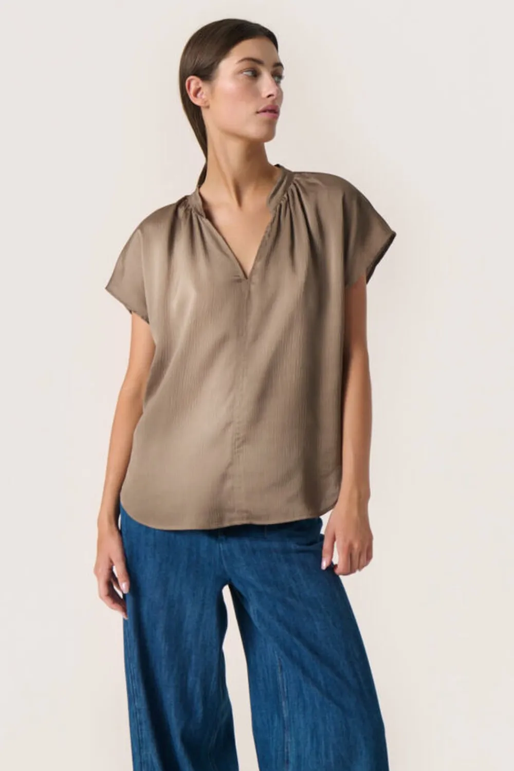 Soaked in Luxury SLParis Top Walnut Sale