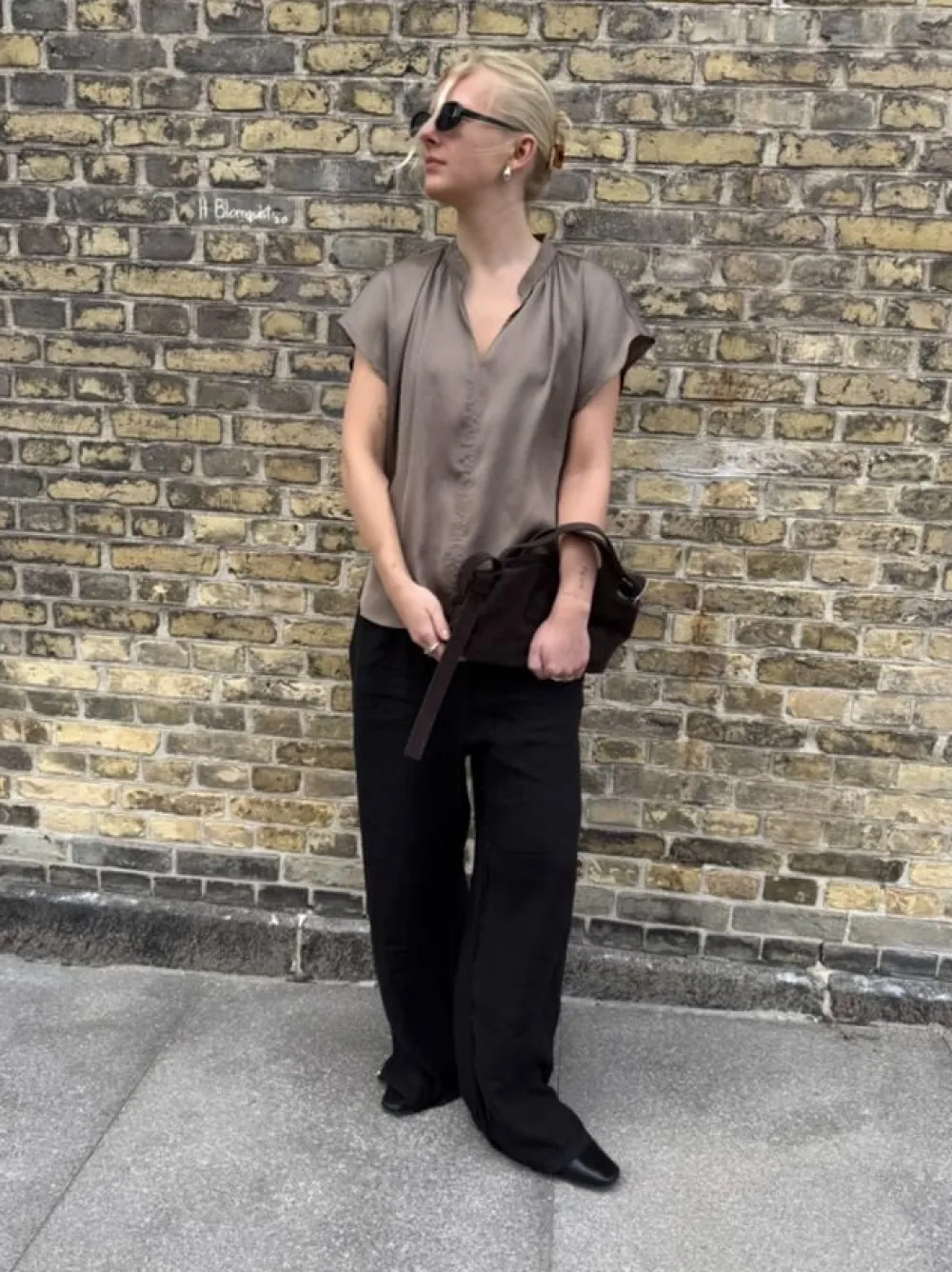 Soaked in Luxury SLParis Top Walnut Sale