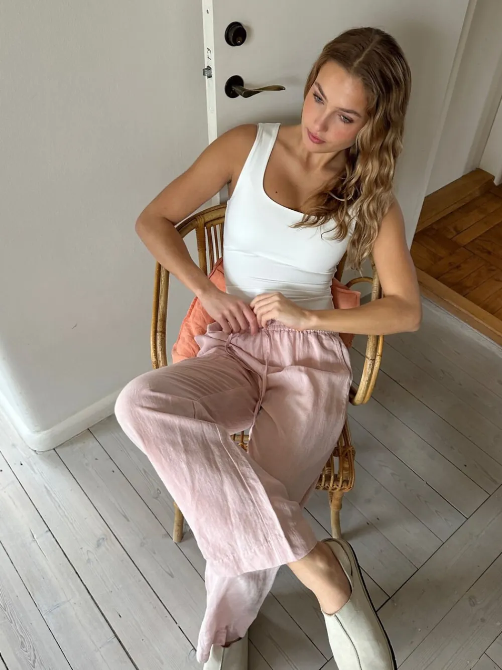 Neo Noir Sonar Linen Pants Rose smoke Hot