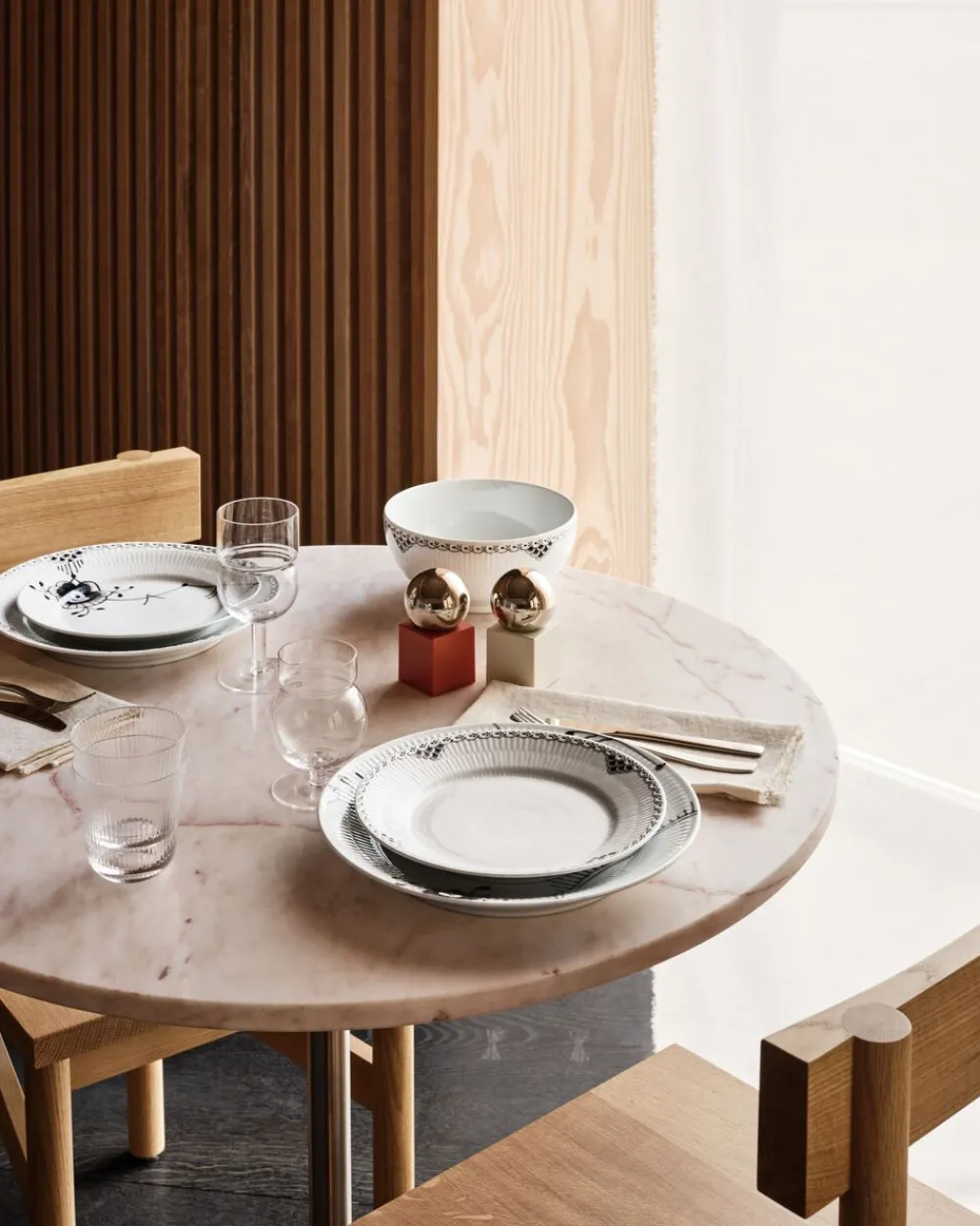 Sort Mega Riflet 27 cm. tallerken>Royal Copenhagen Clearance