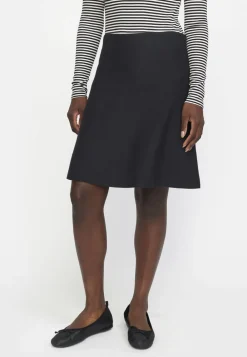 SRHenrietta Short Skirt Knit>Soft Rebels Hot