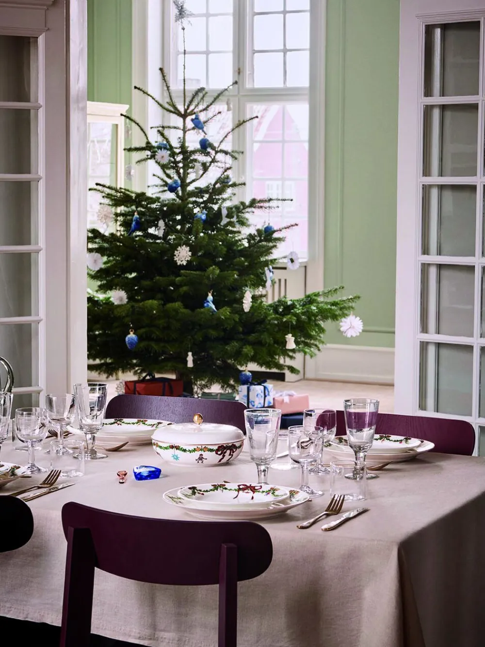 Royal Copenhagen Stjerne Riflet Jul 22 cm. tallerken Best