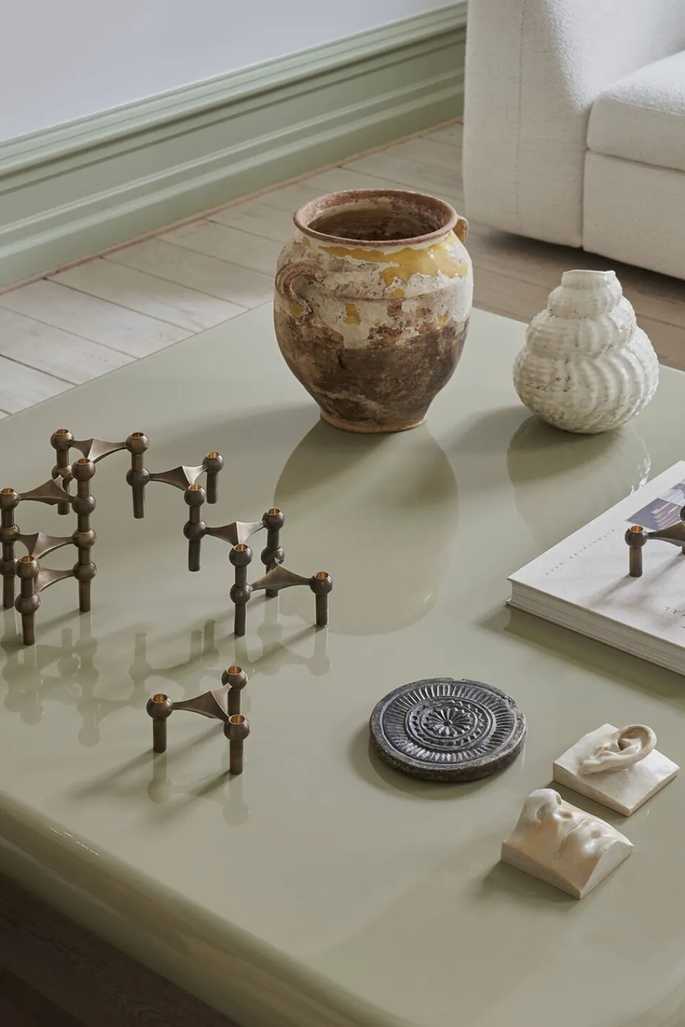 STOFF Nagel candle holder/stage - bronzed brass/bronzeret me