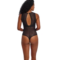 Dame Freya SYDNIE BODY