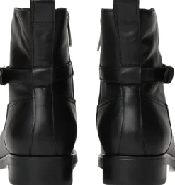 TH BUCKLE RIDING LEATHER BOOTIE><noscript><img width=