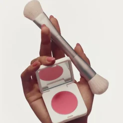 SUMMER FRIDAYS The Blush Brush - Blushpensel New