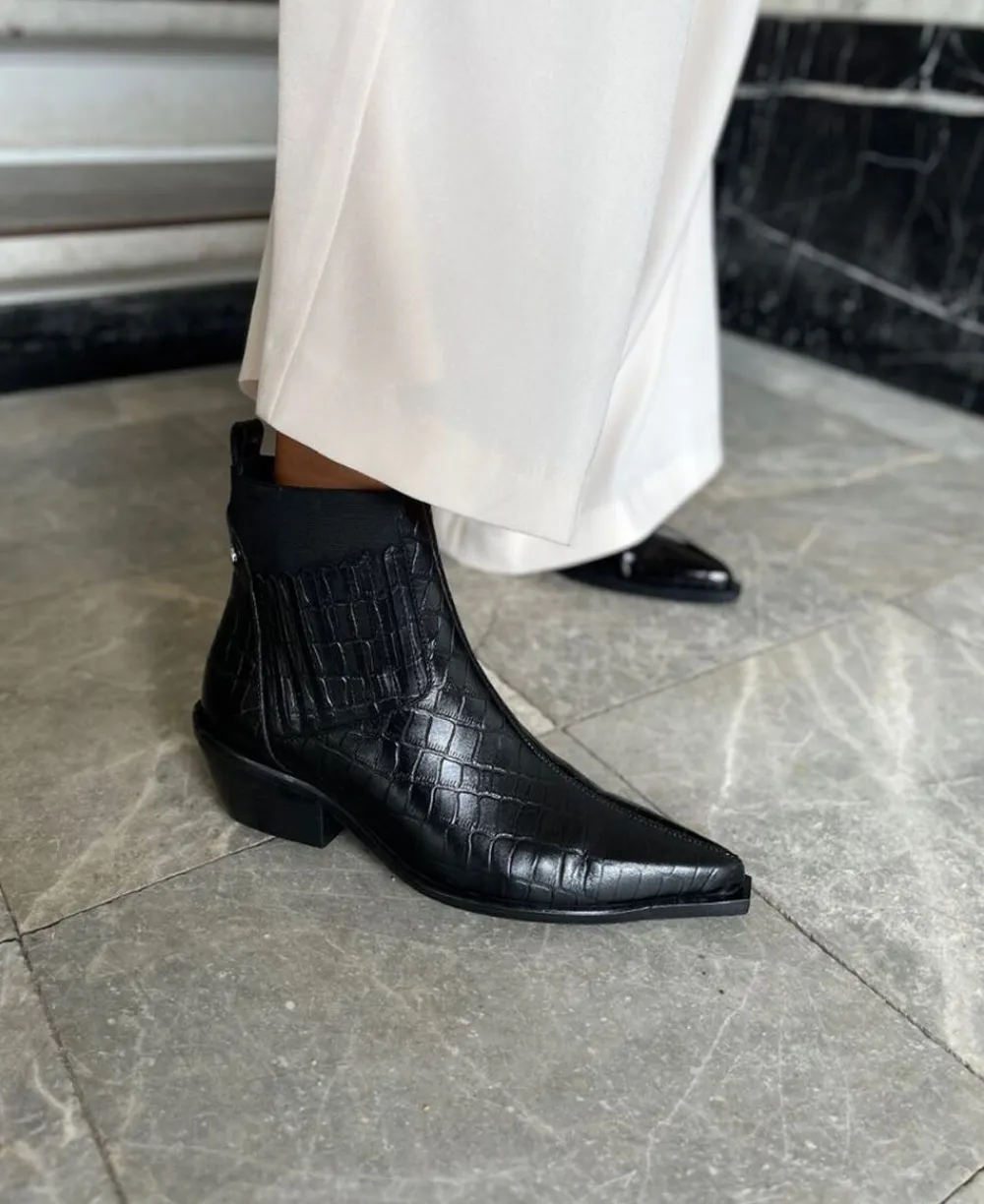 Copenhagen Shoes THE WALKING BOOT - LEATHER Black Outlet